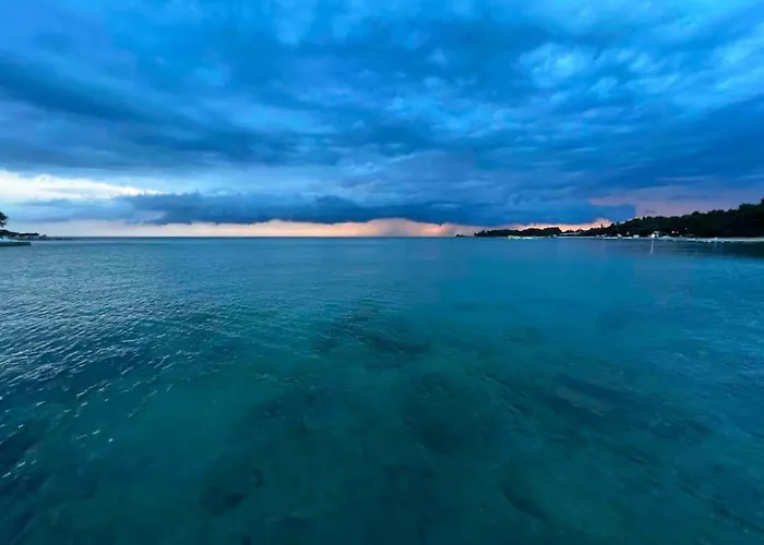 Sea View 2 Bedroom Apartment