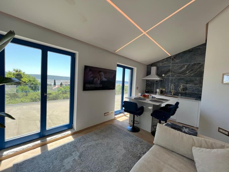 Apartment Sea View 2 Bedroom